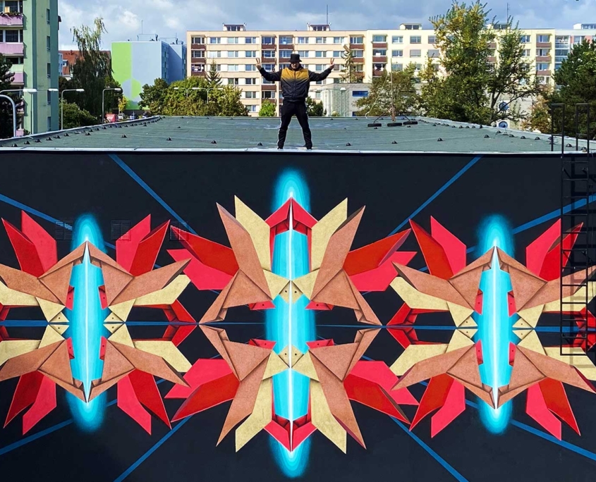 h4 MĚSTO=GALERIE MĚSTO=GALERIE – český street art festival proměňující veřejný prostor v otevřenou galerii.