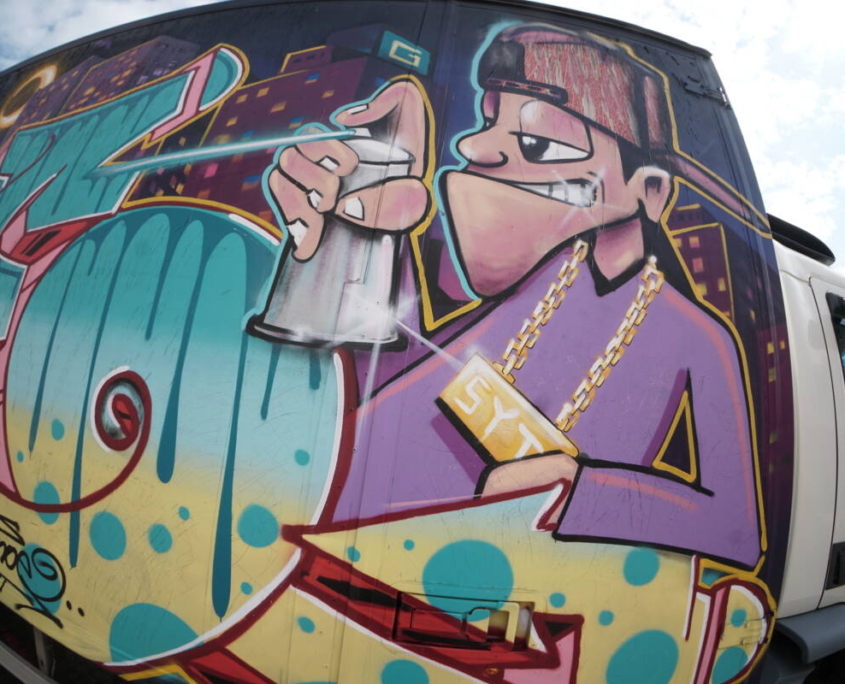 ONER MĚSTO=GALERIE MĚSTO=GALERIE – český street art festival proměňující veřejný prostor v otevřenou galerii.