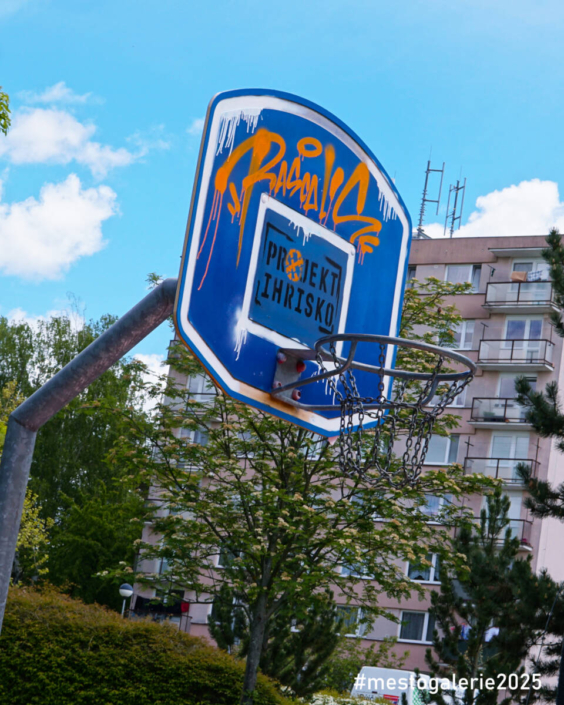 MĚSTO=GALERIE Turnov 2025 PROJEKT IHRISKO (RASCALS STREETART) final MĚSTO=GALERIE Turnov 2025 PROJEKT IHRISKO (RASCALS STREETART) final