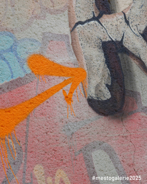 MĚSTO=GALERIE Turnov 2025 RASCALS STREETART final MĚSTO=GALERIE Turnov 2025 RASCALS STREETART final