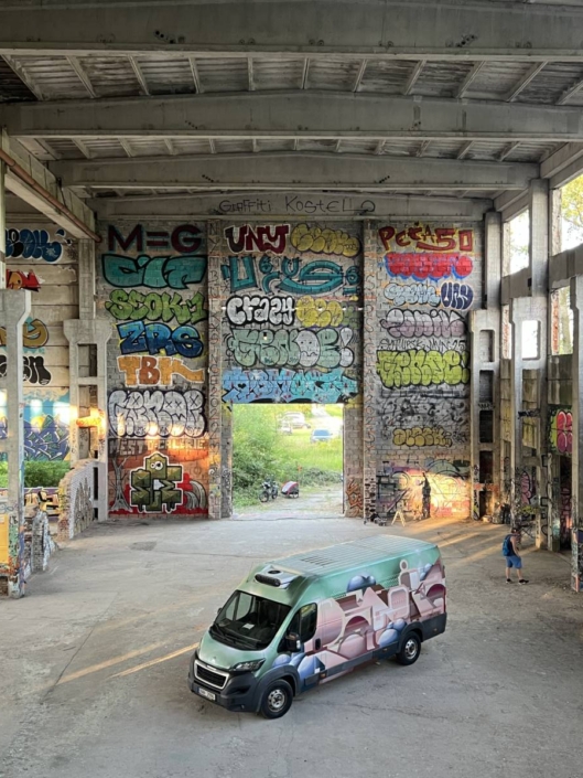 MĚSTO=GALERIE Dodávky