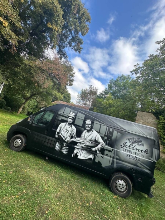 MĚSTO=GALERIE Mladá Boleslav 2025 SPORT ART EVENT supported by PRAGERS report MĚSTO=GALERIE Mladá Boleslav 2025 SPORT ART EVENT supported by PRAGERS report