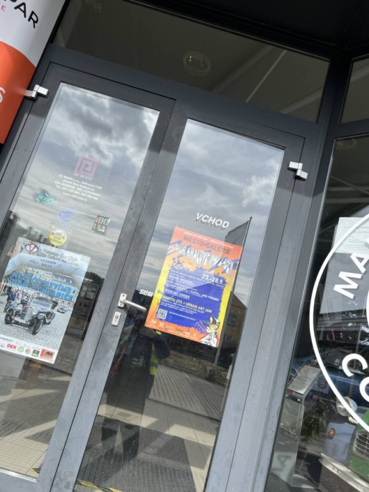 MĚSTO=GALERIE Dvůr Králové nad Labem 2025 proces MĚSTO=GALERIE Dvůr Králové nad Labem 2025 proces