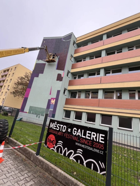 MĚSTO=GALERIE Dvůr Králové nad Labem 2025 proces MĚSTO=GALERIE Dvůr Králové nad Labem 2025 proces
